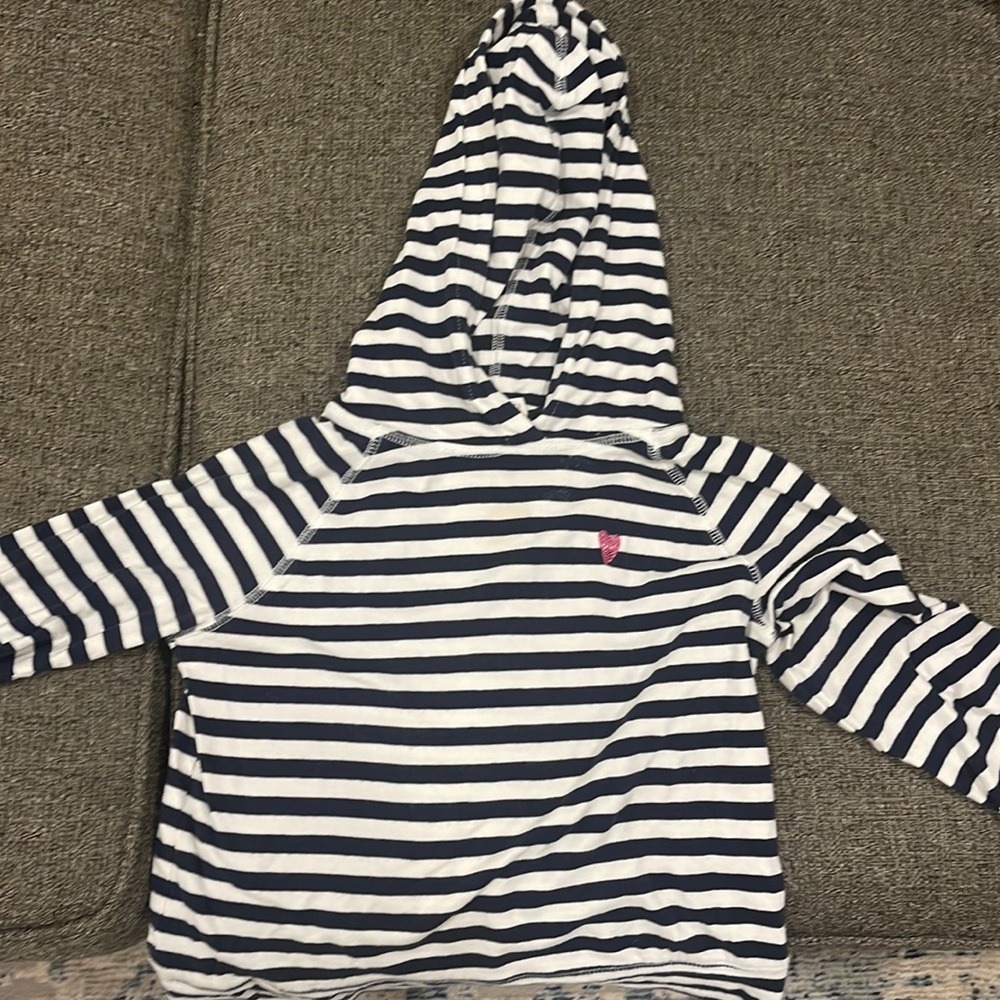Girls XS hooded shirt